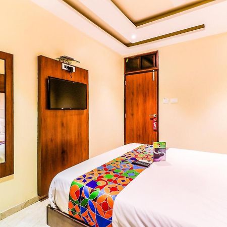 Fabexpress Adlon Andheri East Мумбаи Экстерьер фото