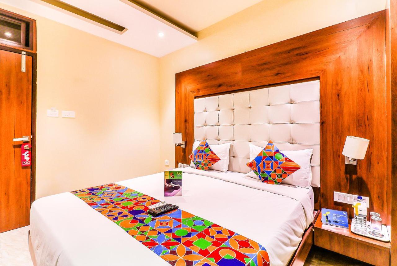 Fabexpress Adlon Andheri East Мумбаи Экстерьер фото