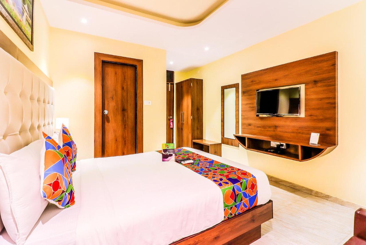 Fabexpress Adlon Andheri East Мумбаи Экстерьер фото