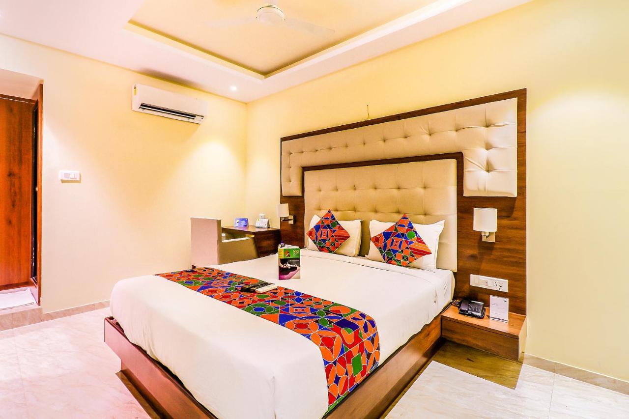 Fabexpress Adlon Andheri East Мумбаи Экстерьер фото